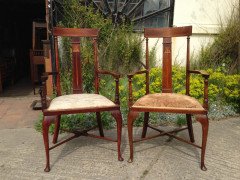 A pair of Arts and Crafts armchairs with stylised floral details - Thumbnail 5