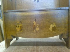 An Arts and Crafts oak settle - Thumbnail 7