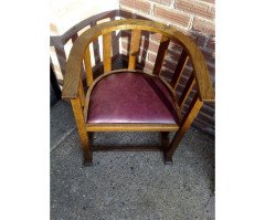 M H Baillie Scott (style of). An Arts and Crafts armchair - Thumbnail 3