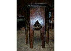 Liberty and Co. A good quality Arts and Crafts Octagonal oak sidetable - Thumbnail 6