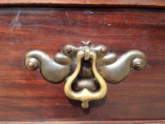 A super quality fall front bureau with stylised floral inlays - Thumbnail 12