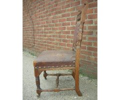 A set of four Gothic Revival dining chairs - Thumbnail 3