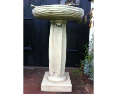 Liberty and Co. A rare Arts and Crafts stoneware bird bath - Thumbnail 2