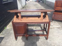 A rare well designed very good quality Arts Crafts metamorphic knee hole quarter sawn oak architects or artist desk - Thumbnail 10
