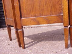 An Arts and Crafts Folding Oak Firescreen with Stylised Ying Yang Carved Fretwork - Thumbnail 4