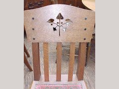 A French Arts and Crafts oak extending dining table - Thumbnail 9