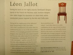 A French Arts and Crafts oak extending dining table - Thumbnail 12