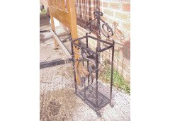 A Superb Quality Arts and Crafts Copper and Hand Wrought Iron Stick Stand - Thumbnail 2