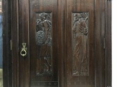 A rare aesthetic movement wardrobe with Pre-Raphaelite style maidens - Thumbnail 8