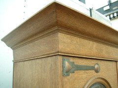 Shapland and Petter. An oak bedroom pair with matching double bed - Thumbnail 7
