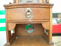 Shapland and Petter. An oak bedroom pair with matching double bed - Thumbnail 16