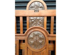 Shapland and Petter. An oak bedroom pair with matching double bed - Thumbnail 23