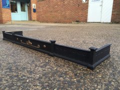 An Arts and Crafts brass and cast iron retractable fender - Thumbnail 3