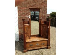 An impressive Arts and Crafts oak dressing table with pewter and ebony stylised floral inlays. - Thumbnail 2