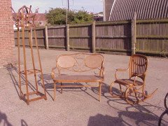 J and J Khon. A bentwood hat stand model number W675. - Thumbnail 1