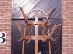 J and J Khon. A bentwood hat stand model number W675. - Thumbnail 5