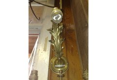A Single Arts and Crafts Brass Wall Light with Stylized Leaf Detail - Thumbnail 4