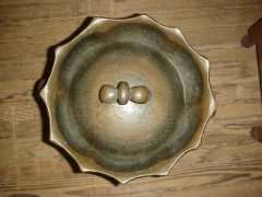 Arts and Crafts Hammered Copper Fire Bucket with Sunflower Rim c.1900 - Thumbnail 3