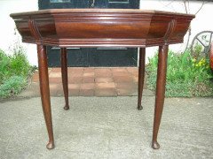 Henry Vandevelde (style of). A well designed octagonal continental Library table - Thumbnail 3