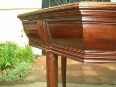 Henry Vandevelde (style of). A well designed octagonal continental Library table - Thumbnail 9