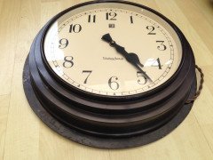 Smiths. A vintage bakelite wall clock - Thumbnail 4