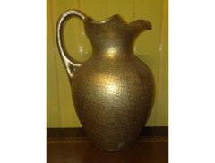 Edmund Elton for The Sunflower Pottery. A gold crackle glazed tall ewer - Thumbnail 2