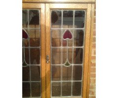 An Arts and Crafts oak bookcase - Thumbnail 4
