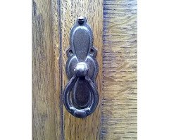 An Arts and Crafts oak bookcase - Thumbnail 8