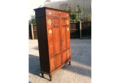 Bath Cabinet Makers. An Arts and Crafts oak hall cupboard in the Glasgow Style - Thumbnail 3