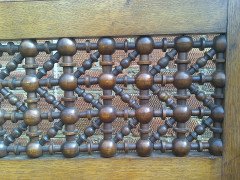 Leonard Wyburd for Liberty and Co. A rare Liberty and Co Arts and Crafts oak settle - Thumbnail 6