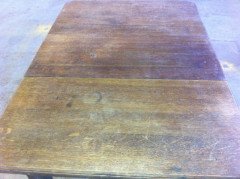 An Arts and Crafts 1/4 Sawn Oak Six Seater Extending Dining Table - Thumbnail 4