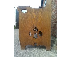 Leonard Wyburd for Liberty and Co. A rare Liberty and Co Arts and Crafts oak settle - Thumbnail 7