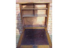 Liberty and Co. A rare Arts and Crafts oak bureau with Moorish details - Thumbnail 9