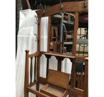 Wylie and Lochhead. a Glasgow Style Arts and Crafts Oak Hallstand - Thumbnail 2