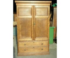 Lambs of Manchester. A compactum style wardrobe with castellated cornice - Thumbnail 1