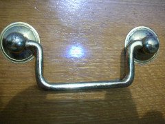 Lambs of Manchester. A compactum style wardrobe with castellated cornice - Thumbnail 9
