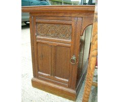 A Good Quality Gothic Revival Oak Knee Hole Partners Desk - Thumbnail 4