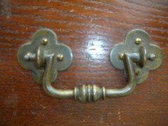 A good quality Gothic Revival oak knee hole partners desk  - Thumbnail 9