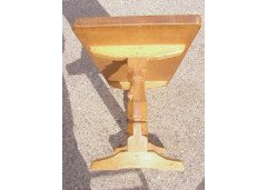 Robert Mouseman Thompson. A oak coffee table. - Thumbnail 3