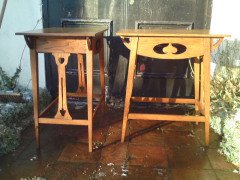 Liberty and Co. A pair of Arts and Crafts oak sidetable - Thumbnail 3