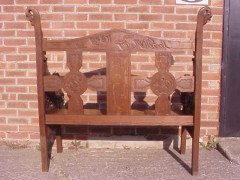 A Celtic Arts and Crafts carved oak settle with carved dragons to the tops - Thumbnail 32