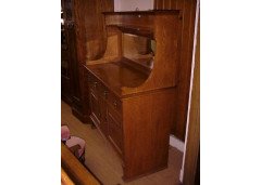 Liberty and Co. a Small 1/4 Sawn Oak Arts and Crafts Sideboard - Thumbnail 2