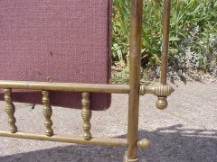 A Good Quality Aesthetic Movement Brass Fire Screen - Thumbnail 5