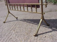 A Good Quality Aesthetic Movement Brass Fire Screen - Thumbnail 6