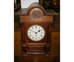 An impressive Arts and Crafts oak Bracket clock. - Thumbnail 2