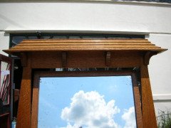 Harris Lebus. An Arts and Crafts oak bedroom pair - Thumbnail 10