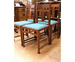A set of four Arts and Crafts oak dining chairs - Thumbnail 4