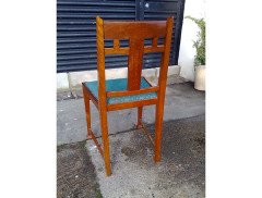 A set of four Arts and Crafts oak dining chairs - Thumbnail 10