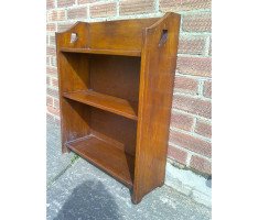 A good quality Arts and Crafts little oak bookshelf - Thumbnail 2