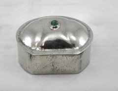 Liberty and Co. A Tudric Arts and Crafts pewter box - Thumbnail 1